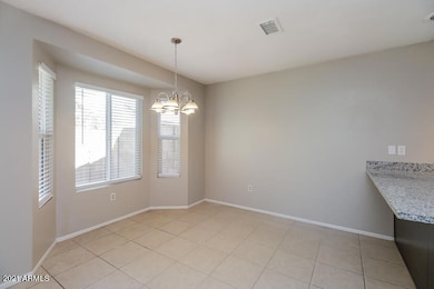 P5430285-03-Formal Dining Area-735012