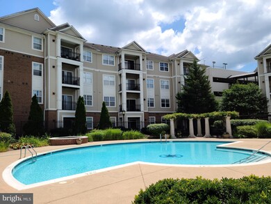 Bryson At Woodland Park unit 301, Herndon, VA 20171 - photo 2