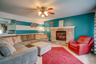 129 S Oak St, Oregon, WI 53575 - photo 2