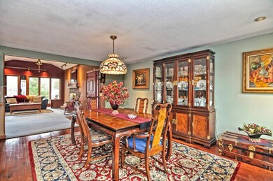 16 Seconset St, Worcester, MA 01602 - photo 3