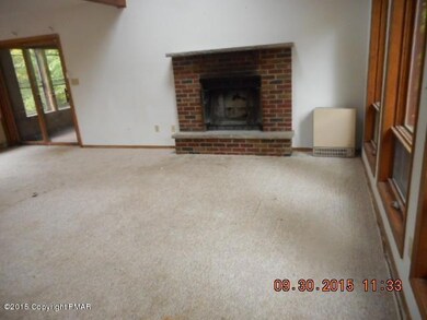 8551 Bumble Bee Way, Tobyhanna, PA 18466 - photo 4