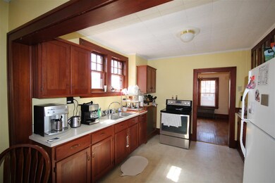 6 Porter St, Rutland, VT 05701 - photo 2