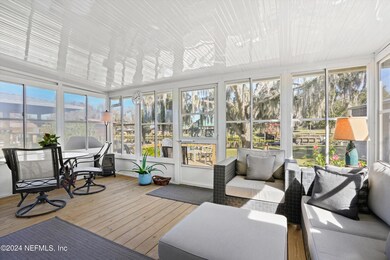 06-Sunroom