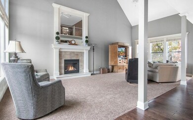 Great space to entertain for holiday gatherings. T