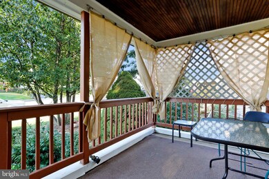 1028 Fairview Rd, Hagerstown, MD 21742 - photo 4