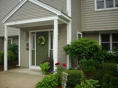 8 Wood St unit B-8, Bristol, RI 02809 - photo 2