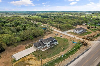 2812 Private Access 73107, Burleson, TX 76028 - photo 3