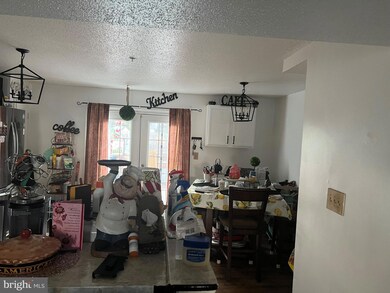 2404 Sarum Ct, Windsor Mill, MD 21244 - photo 3