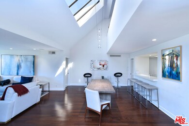 851 N Kings Rd unit 310, West Hollywood, CA 90069 - photo 3