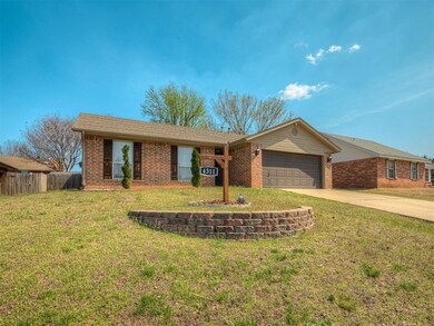 4311 N Eric Dr, Shawnee, OK 74804 - photo 4