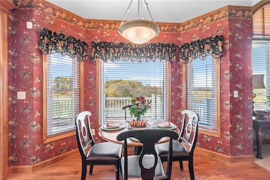 10030 Airfield Ln, Richmond, MO 64085 - photo 4