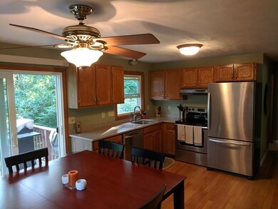 93 Mount Pleasant St unit A, Milford, MA 01757 - photo 5