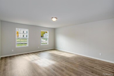 204 Kingsberry, Blissfield, MI 49228 - photo 3