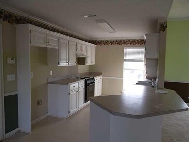 9855 Crooked Creek Blvd, Byram, MS 39272 - photo 3