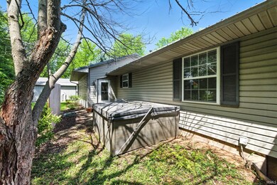 100 N Indiana St, Mulberry, IN 46058 - photo 6