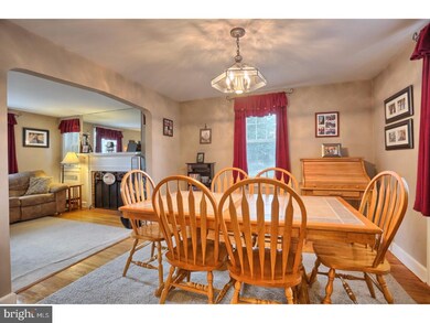 807 Elnore Ave, Temple, PA 19560 - photo 6