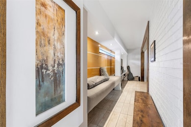 2406 Meadowbrook Dr, Lutz, FL 33558 - photo 4