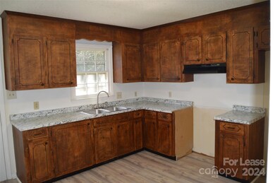 221 Kelly St unit 5, Statesville, NC 28677 - photo 5