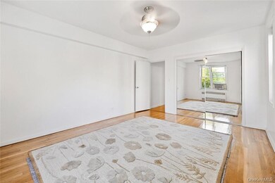 5601 Riverdale Ave unit 5P, Bronx, NY 10471 - photo 7