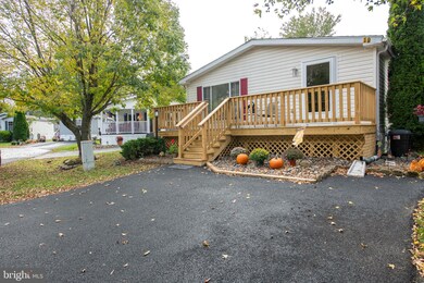 19 Rosewood Ln, Phoenixville, PA 19460 - photo 2