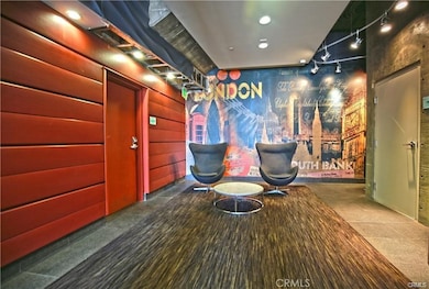 133 S Los Robles Ave unit 405, Pasadena, CA 91101 - photo 3