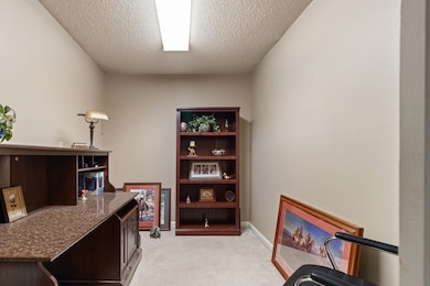 302 Georgetown Dr, West Memphis, AR 72301 - photo 5