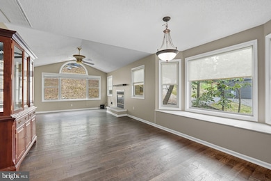 381 Windy Way, Front Royal, VA 22630 - photo 5