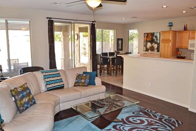 07 Family Room
