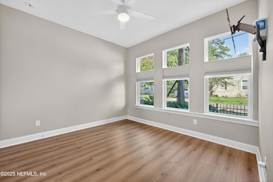 1610 Lang Ct, Jacksonville, FL 32207 - photo 3