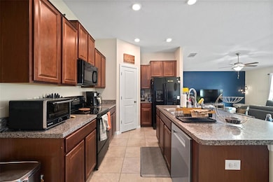 10118 Carloway Hills Dr, Wimauma, FL 33598 - photo 3