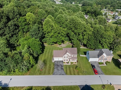 518 Brandon Dr, Bluefield, VA 24605 - photo 4