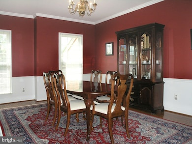 3011 Ashburton Manor Dr, Herndon, VA 20171 - photo 4