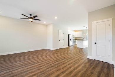 17 Barnyard Cir, Bridgewater, VA 22812 - photo 4