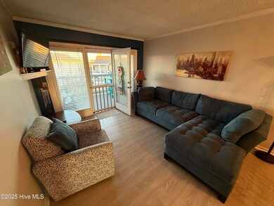 Spinnaker unit 303a, Carolina Beach, NC 28428 - photo 2