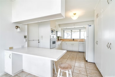 1228 Koloa St, Honolulu, HI 96816 - photo 7