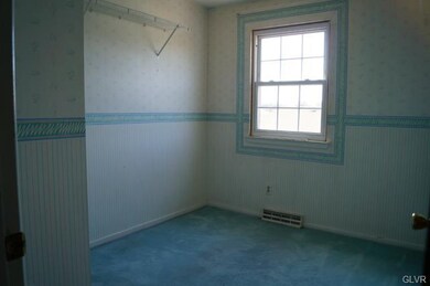 818 N 11th St, Allentown, PA 18102 - photo 7