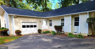 11510 Wisteria Ct, Swan Point, MD 20645 - photo 2