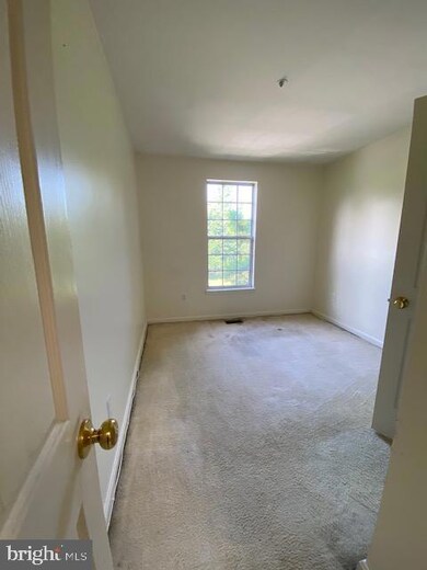 1829 Staley Manor Dr, Silver Spring, MD 20904 - photo 3