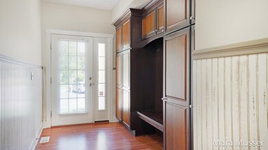 Entryway - Custom Built-in