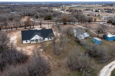 699 Sunflower, Paradise, TX 76073 - photo 3