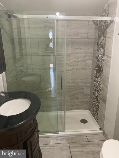 820 Nicolls St, Reading, PA 19604 - photo 7