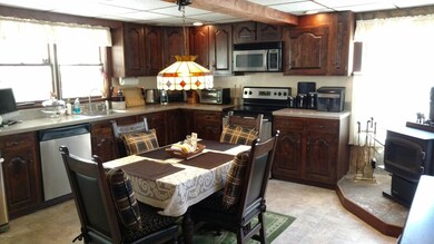 114 W Ann St, Milford, PA 18337 - photo 3