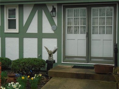 10174 Edelweiss Cir, Shawnee, KS 66203 - photo 6