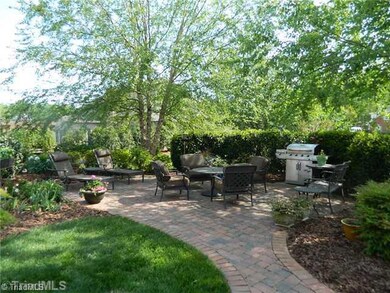 Patio/Deck. Front patio