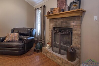 1707 Peach St, Kilgore, TX 75662 - photo 6