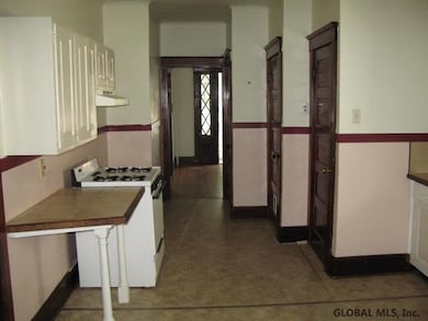 635 Washington Ave, Albany, NY 12206 - photo 5