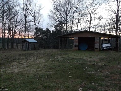 617 Boyles Dr, Asheboro, NC 27205 - photo 6