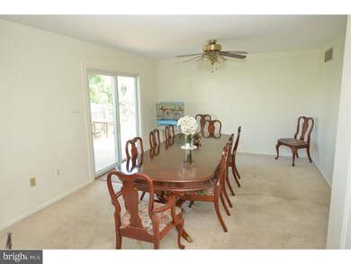 141 Dawn Dr, Lansdale, PA 19446 - photo 7