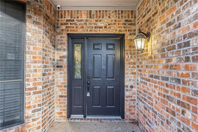 1301 Essex Green unit PVT, College Station, TX 77845 - photo 2