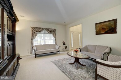 7011 Green Spring Ln, Alexandria, VA 22306 - photo 4